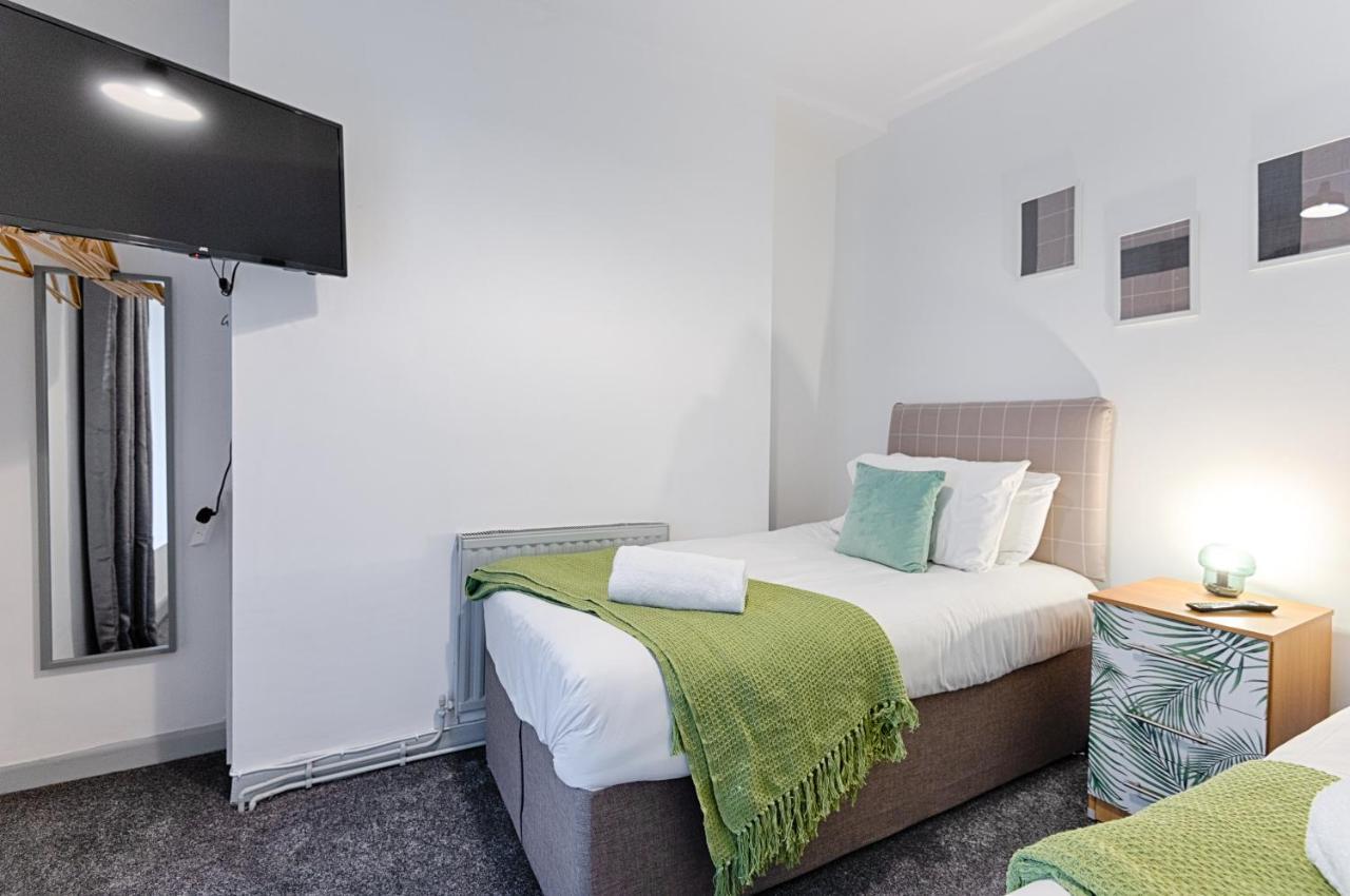 City Centre, Parking, Smart Tv'S In All Rooms スウォンジー エクステリア 写真