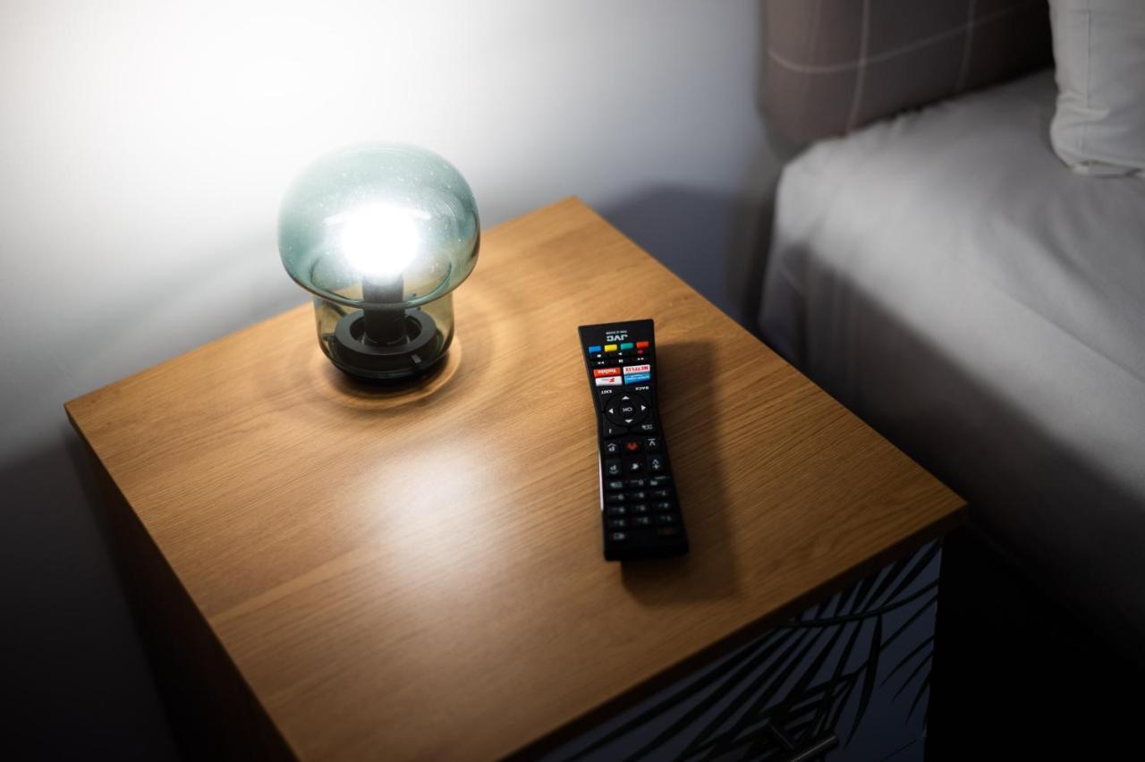 City Centre, Parking, Smart Tv'S In All Rooms スウォンジー エクステリア 写真